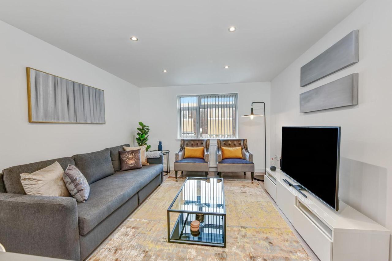 St Martins 2 Bedroom Apartments In Ruislip By 360 Stays Luaran gambar