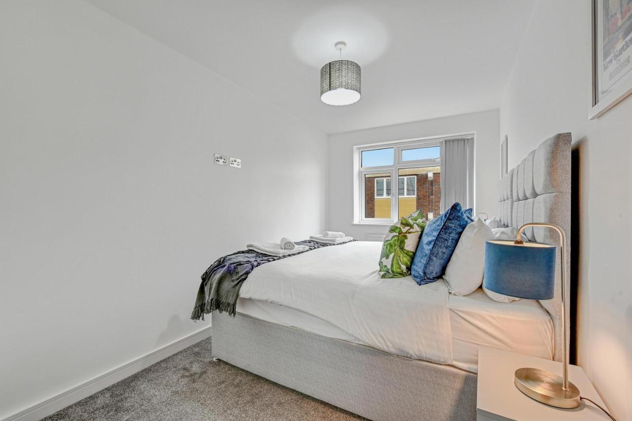 St Martins 2 Bedroom Apartments In Ruislip By 360 Stays Luaran gambar