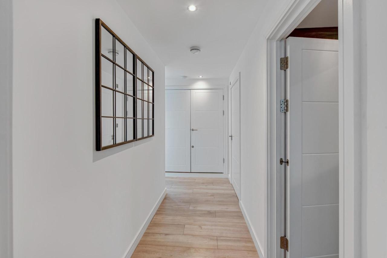 St Martins 2 Bedroom Apartments In Ruislip By 360 Stays Luaran gambar