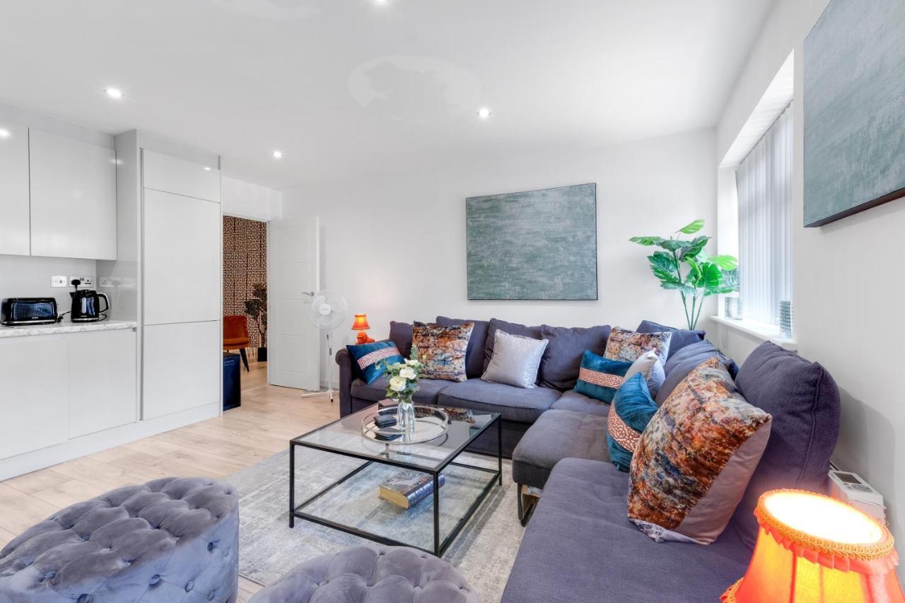 St Martins 2 Bedroom Apartments In Ruislip By 360 Stays Luaran gambar