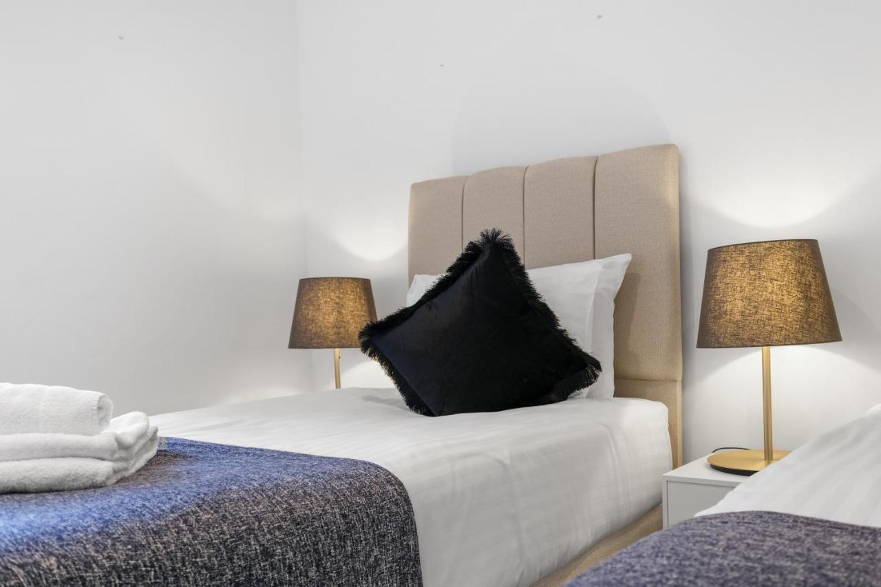 St Martins 2 Bedroom Apartments In Ruislip By 360 Stays Luaran gambar