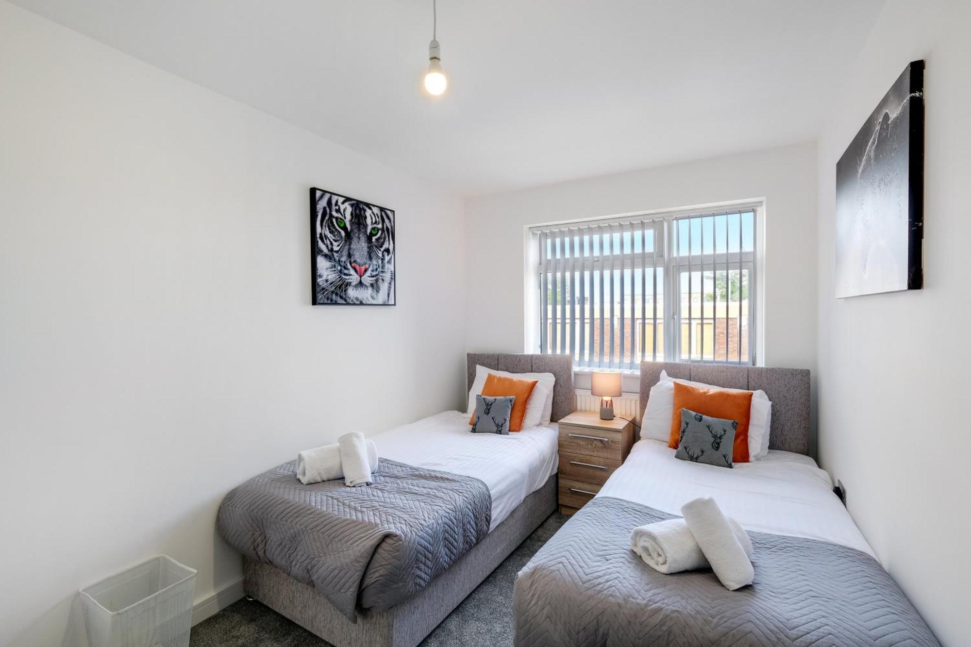 St Martins 2 Bedroom Apartments In Ruislip By 360 Stays Luaran gambar