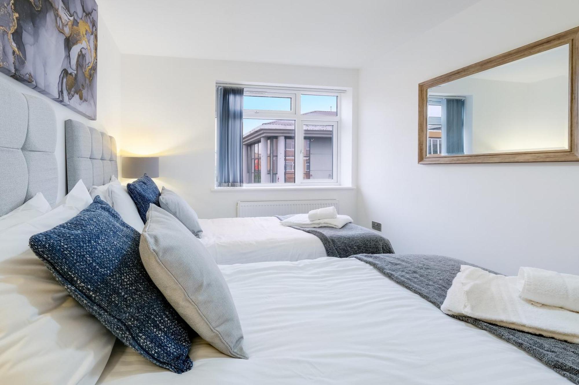 St Martins 2 Bedroom Apartments In Ruislip By 360 Stays Luaran gambar