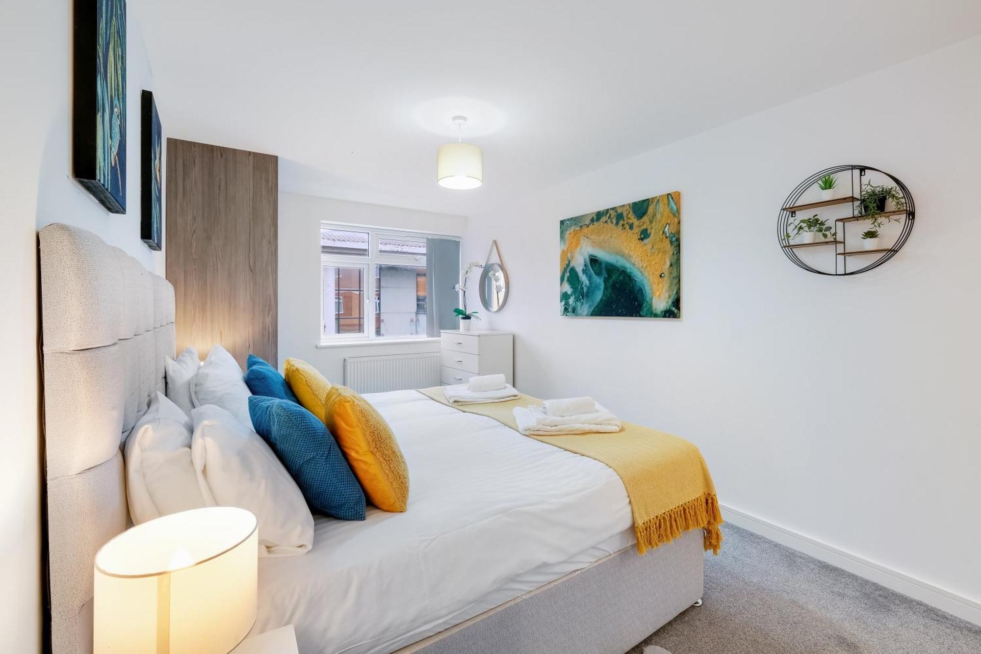 St Martins 2 Bedroom Apartments In Ruislip By 360 Stays Luaran gambar