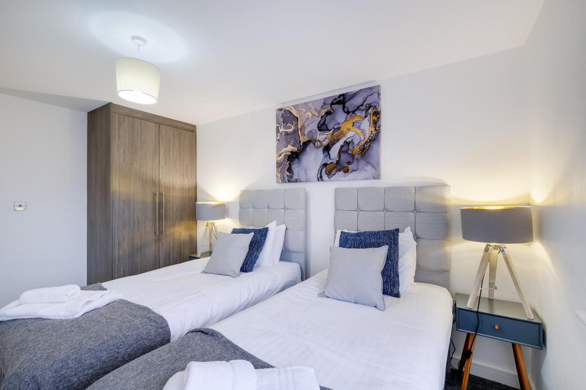 St Martins 2 Bedroom Apartments In Ruislip By 360 Stays Luaran gambar